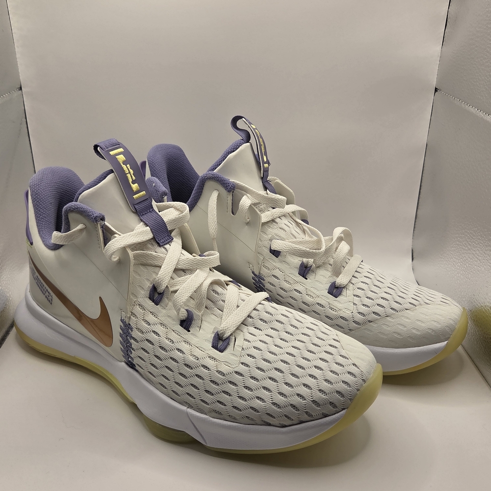 Nike LeBron Witness 5 Summit White Metallic Bronze Size 11